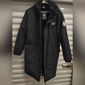 New Balance Men's Long Hood Full Zip Polyester Jacket With PU Coating for Water